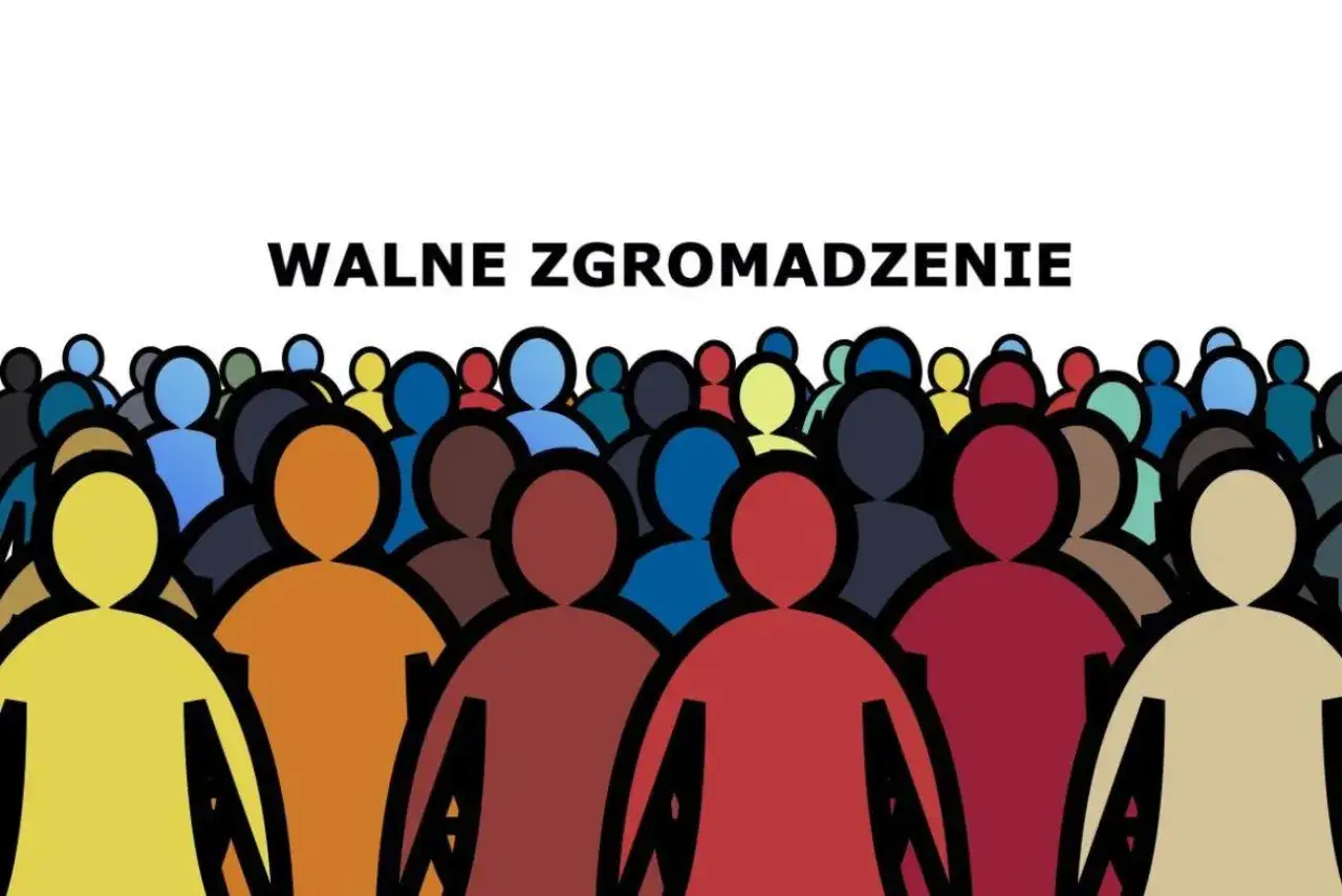 Tłum ludzi na Walnym Zgromadzeniu. Decyzje o tym, kto kontroluje radę nadzorczą spółdzielni mieszkaniowej, zapadają tu wspólnie.