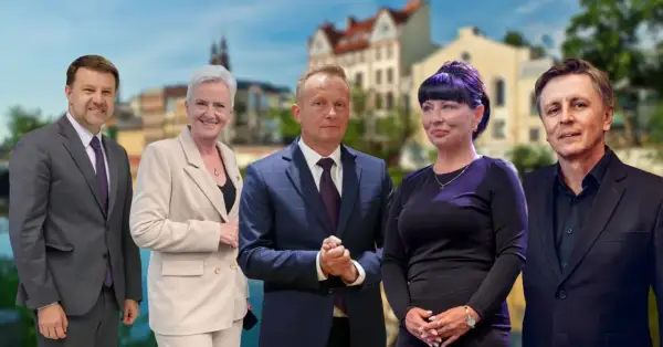 Pięć osób w eleganckich strojach. Czy zastanawiasz się, ile zarabia prezes spółdzielni mieszkaniowej?